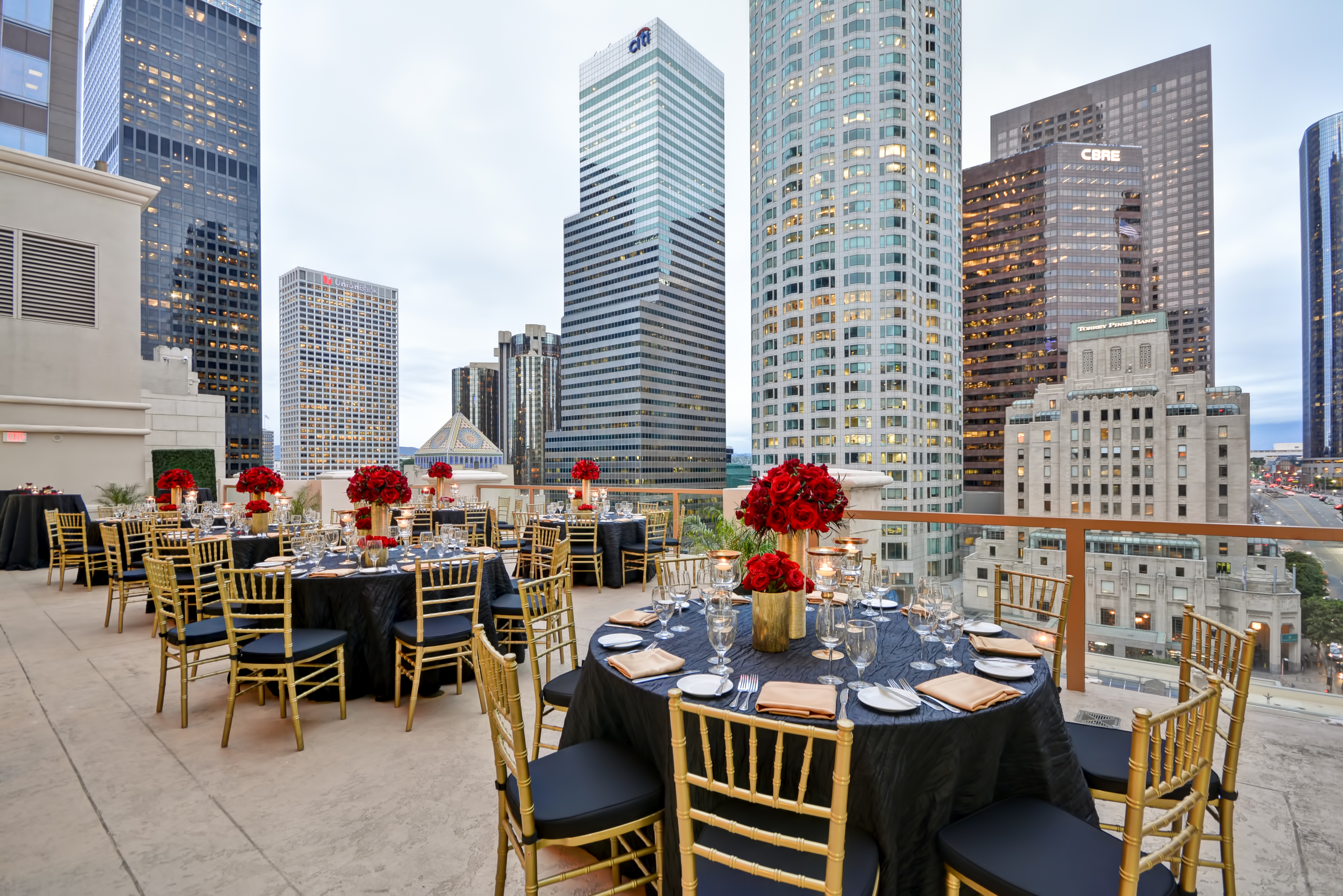 Hilton Checkers Los Angeles Rooftop Event Space