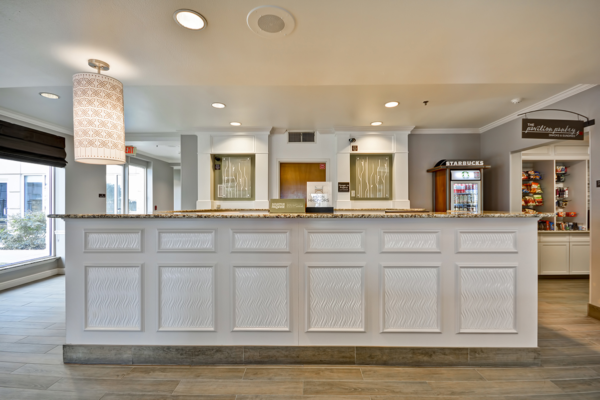 Hilton Garden Inn Austin/Round Rock Hotel Front Desk