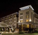 DoubleTree by Hilton Hotel Baton Rouge Night Exterior Shot